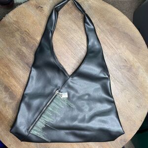 Elegant Black Shoulder Bag